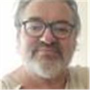 Vous apprenez à dessiner avec un professeur expérimenté.