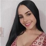 Soy profesora de niños de jardín, me gusta también nivelar niños de 5 a 10 años y soy muy dinámica y respondable, me hace feliz poder brindarle mis conocimientos a los niños y poder estar presente durante su desarrollo