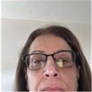 Je suis prête à vous aider en français.