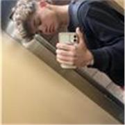 Me ofrezco como profesor de inglés , enseñando de forma lúdica y divertida a niños de entre los 3-14 años. (Nivel B2)