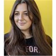 Student who speaks fluently German, French, Italian and English