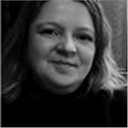 Mission possible : devenir fluent en anglais !
Si vous confondez encore dessert et desert, pas de panique — je suis là pour vous!