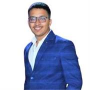 Experienced English Teacher: Expert in Business and Academic Contexts