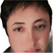 Chiara, precisa, affidabile, paziente, efficace, organizzata, coinvolgente, motivante.







