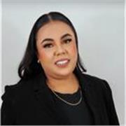 Profesional titulada, con años de experiencia en educación