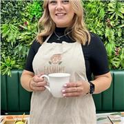 Primary school teacher, here to provide tutoring to children aged 4-7