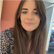 Professeure de Physique Chimie Certifiée (CAPES) dans la Métropole Lilloise. Je peux donner des cours en ligne (6e,5e,4e)