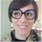 Insegnante laureata dedica lezioni personalizzate di italiano a studenti dalla scuola primaria alle scuole di secondo grado