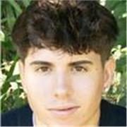Soy un chico con gran nivel de fútbol y me encantaría dar clases a niños de a partir 8-10 años que ya pueden aprender más cosas