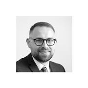 Multi-Award-Winning former LSE Economics Lecturer with over 15 years of Experience at leading UK institutions