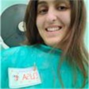 Studentessa di medicina, diplomata a pieni voti al Liceo Scientifico opzione scienze applicate , offre ripetizioni per studenti di