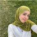 Her yaştan çocuğa ders veren İngilizce ve Fransızca öğretmeni