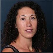 Bonjour!
Ich bin leidenschaftliche Französischlehrerin, Sängerin und Autorin – und bringe diese Welten gerne zusammen!