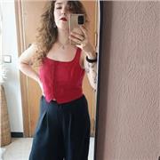 Profesora de dibujo técnico titulada en conservación y restauración de Bellas artes ofrece clases de refuerzo de pintura y dibujo