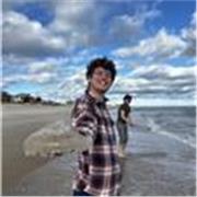 I'm a Marine Science and Geology student with a passion for helping younger students succeed in STEM subjects. 
