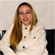 Laureata in Biologia e Applicazioni Biomediche impartisce lezioni di Biologia, Chimica e Matematica