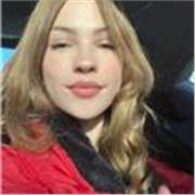 Estudiante recién graduada con media de 8,7, ofrece clases particulares online y presenciales de inglés, lengua y más. 