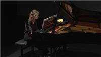 Studentessa di pianoforte della royal academy of music e del king’s college london offre lezioni private (sia in presenza che online) di pianoforte e musica