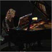 Pianista laureata dal King’s College London offre lezioni di pianoforte a studenti di tutte le età