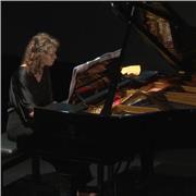 Pianista laureata dal King’s College London offre lezioni di pianoforte a studenti di tutte le età