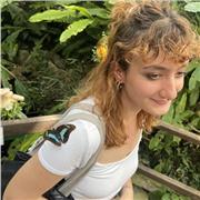 Studentessa di Biologia offre ripetizioni e aiuto compiti per materie scientifiche e non a studenti di elementari, medie e liceo