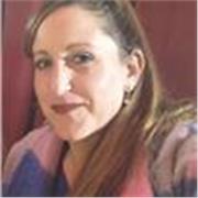 Me defino como una persona muy paciente con los niños, lo pasan bien con migo 
Enseñar árabe sería mejor con niños pequeños