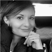 Artist and Educator teaches students of all ages