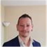 Profesor en educacion fisoca, master en salud y algunos diplomados.