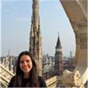 Profesora de apoyo para alumnos de primaria de forma presencial u online