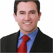 Profesor de filosofía, licenciado en filosofía, magister en ciencias de la educación y especialista en pedagogía y docencia univer