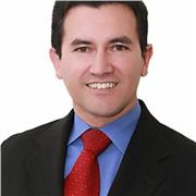 Profesor de filosofía, licenciado en filosofía, magister en ciencias de la educación y especialista en pedagogía y docencia univer