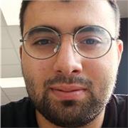 Professeur particulier donne des cours de soutien scolaire en arabe