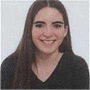 Estudiante de farmacia que imparte clase online y presencial