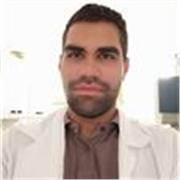 Profesor de Química especializado en el área de la Química industrial y la Fisicoquímica. Traductor de documentos técnicos