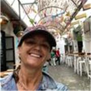 I would describe myself as friendly and relatable.  My lessons would be aimed at people looking to improve their English language.