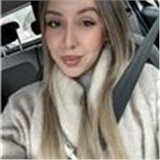 Professeure de français expérimentée, diplômée en traduction, propose des cours de français pour enfants, adolescents et adultes.