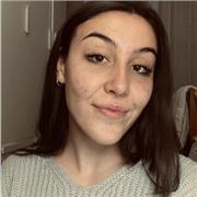 Me defino como alguien paciente, tengo alguna experiencia dando clases y además a la hora de explicar suelo utilizar ejemplos fáciles y entendibles para los niños. Me gustaria dar clases a niños de primaria pero me adapto a cualquiera.