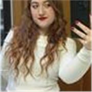 Estudiante, graduada de bachillerato con alto nivel en biología, otras ciencias naturales y lenguas