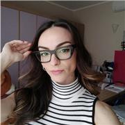 Sono laureata in Sociologia e sto proseguendo gli studi; la mia preparazione è in discipline umanistiche, sociali e in diritto