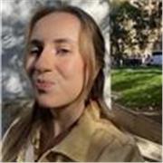 Soy estudiante de máster en diseño arquitectónico de interiores en la UPV. Cuento con experiencia en empresas grandes del sector.