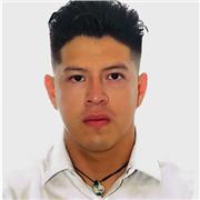 Si quieres empezar a tocar guitarra desde cero, puedo ayudarte enseñandote lo básico para que empieces a disfrutar de tocar tus canción favoritas.