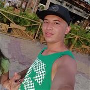 Docente de Física, química y biología imparte clases a todas las edades