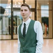 Je vous peux aider avec tout que c’est nécessaire et vous pouvez bénéficier de ma sériosité. J’ai une diplôme de Cambridge FCE