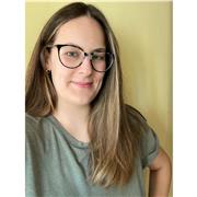 Laureata in Italianistica. Sono disponibile per ripetizioni di materie umanistiche, inglese e aiuto-compiti