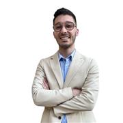 Diplomato maturità linguistica attualmente studente universitario offre sostegno didattico online per materie umanistiche e lingue