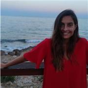 Profesora de PRIMARIA, ESO Y MÚSICA (Piano, canto o lenguaje musical). Graduada en educación primaria, educación infantil y grado profesional de canto lírico en el conservatorio de Leioa. Actualmente trabajo como profesora de primaria