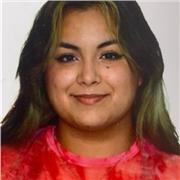 Doy clases de inglés, esencialmente enfocada a la primera y/o la secundaria aunque también podría enseñar español a extranjeros