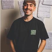 Mettere le mani sulla musica moderna con la chitarra