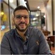 Insegnante per aiuto compiti di Italiano - Latino - Storia