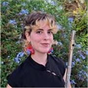 Profesora de Flauta Travesera, Lenguaje Musical e Iniciación al piano. Presencial y online